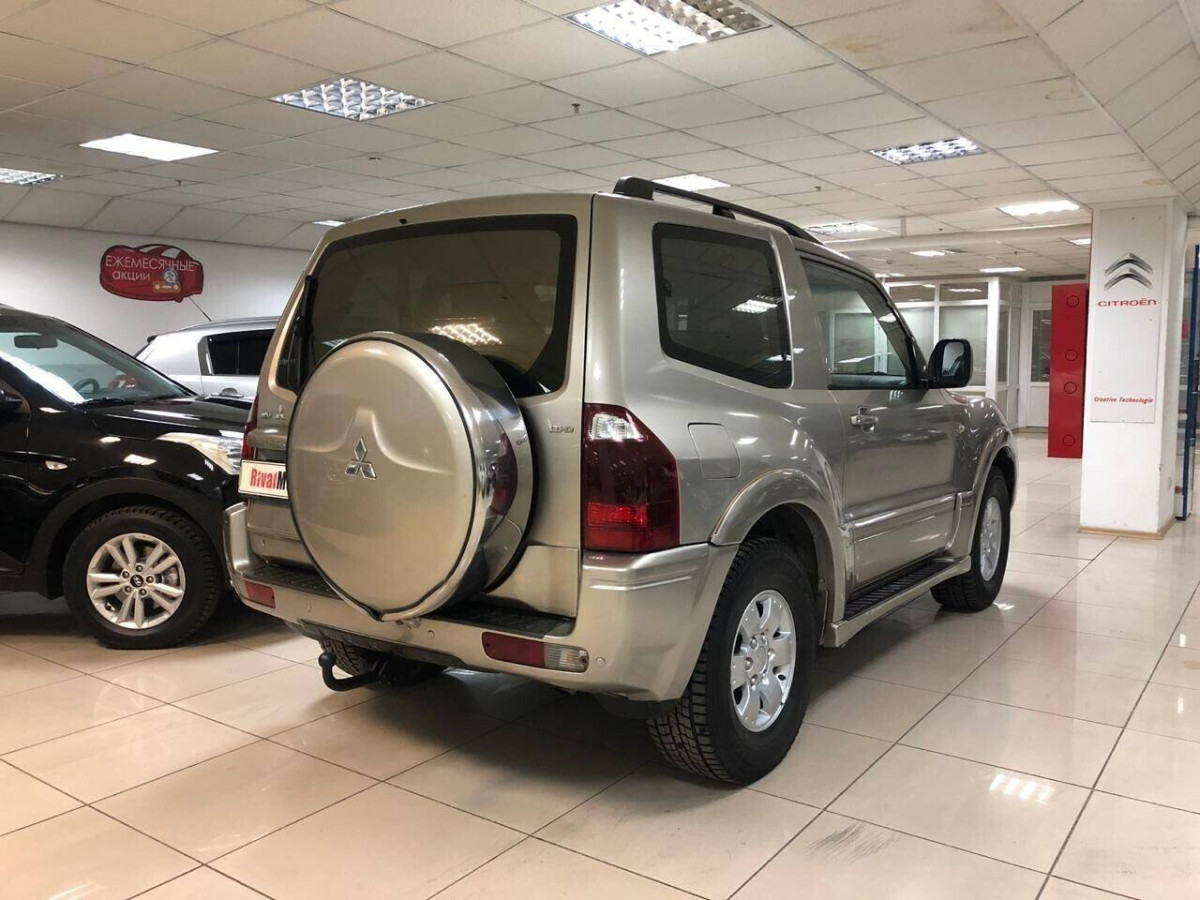 Mitsubishi Pajero