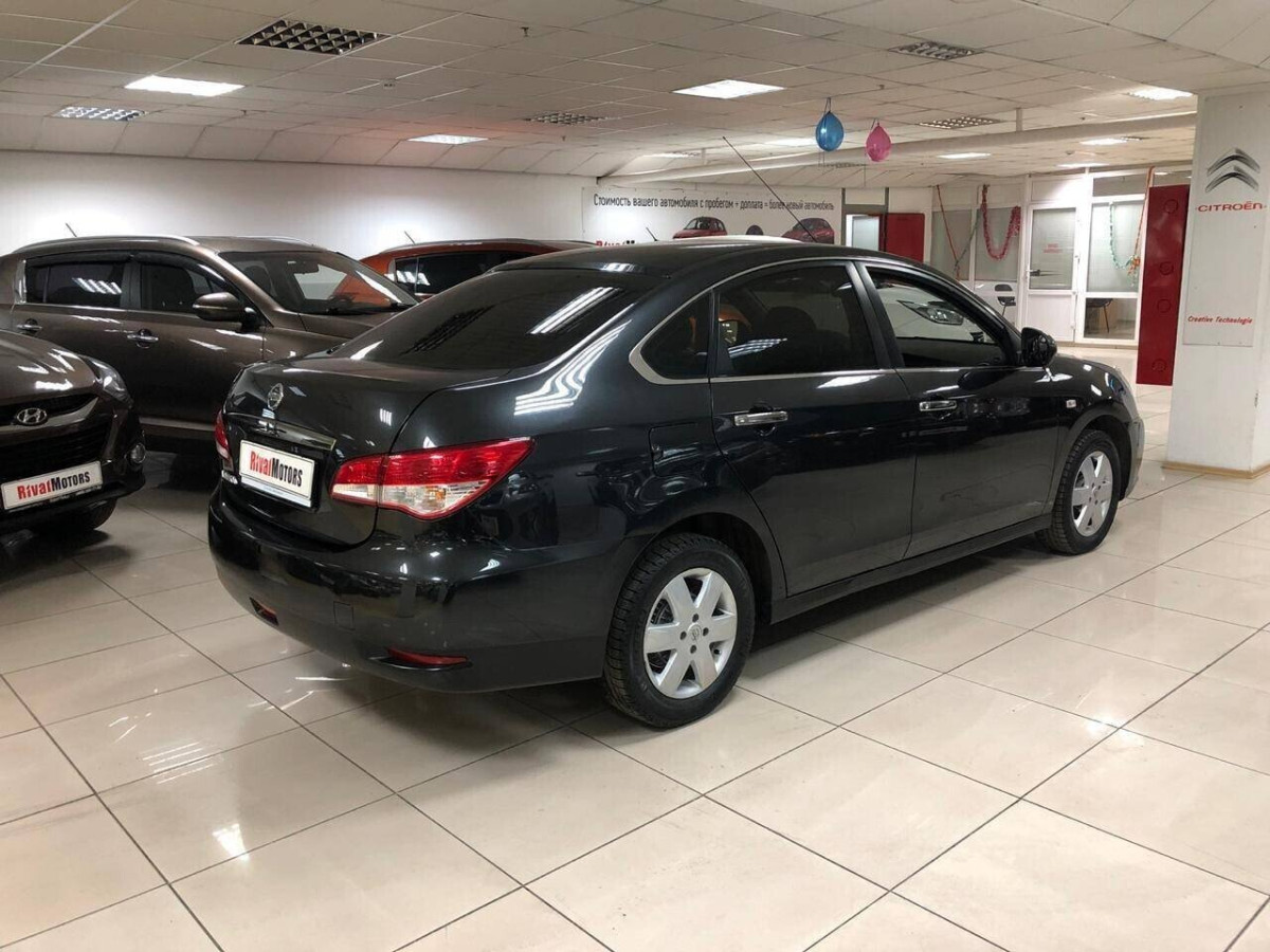 Nissan Almera