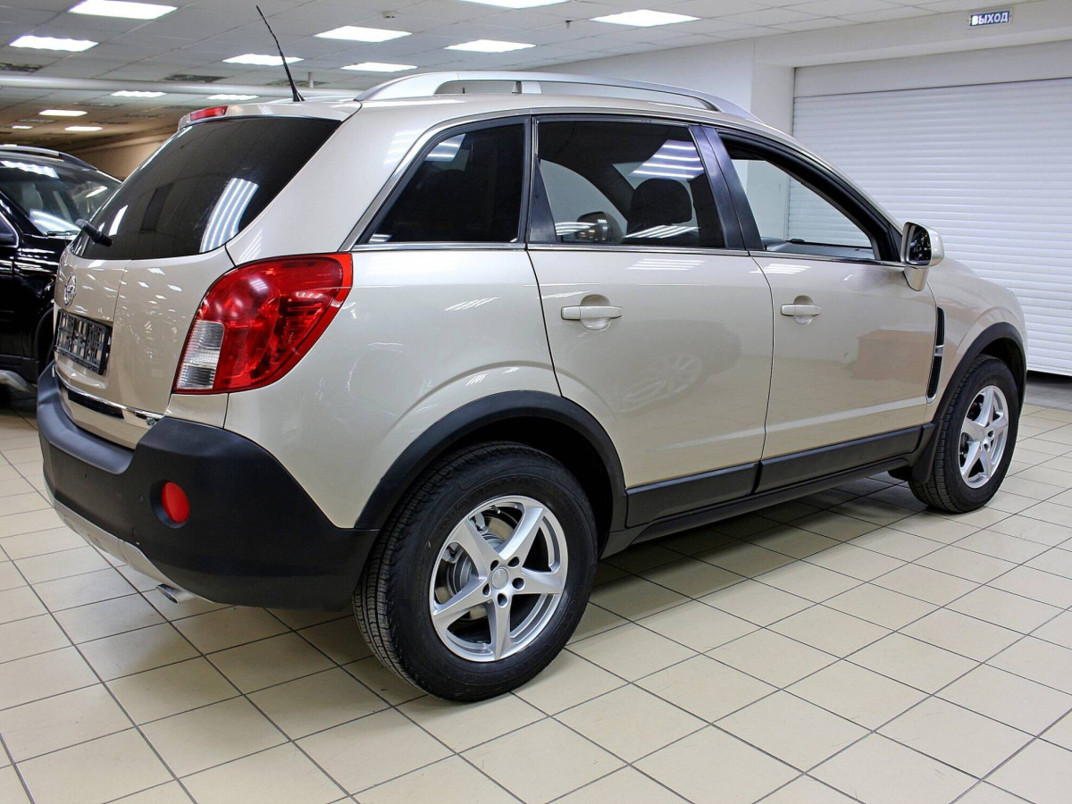 Opel Antara