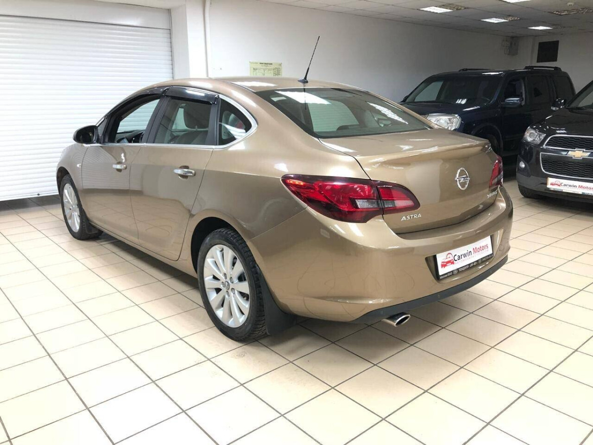 Opel Astra