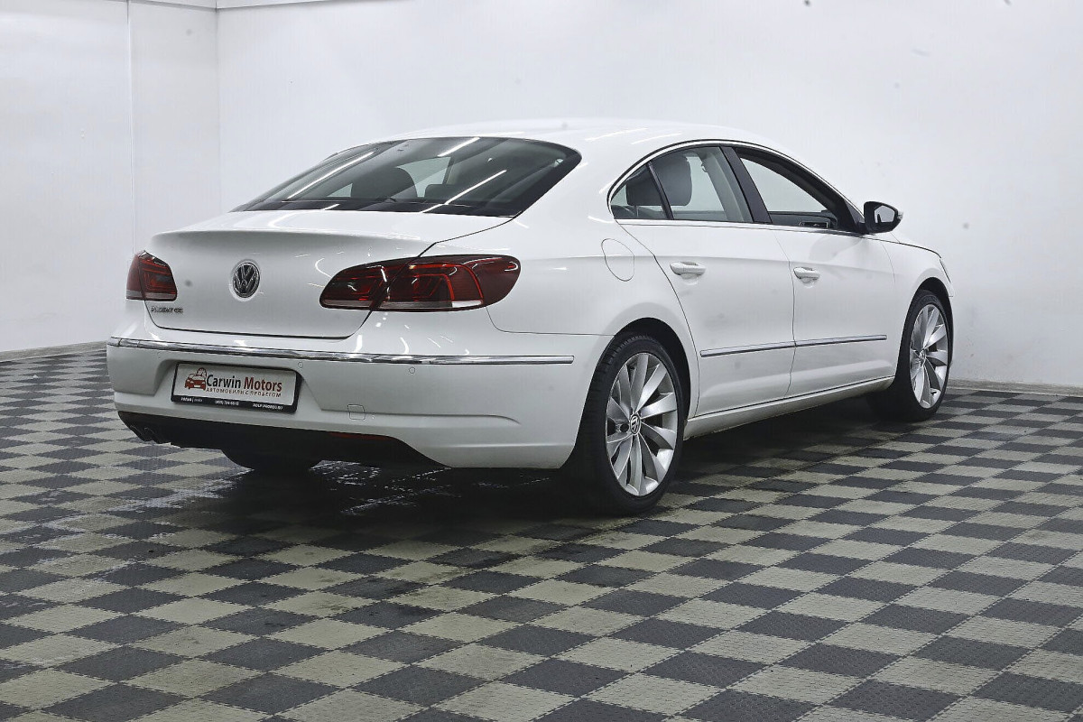 Volkswagen Passat CC