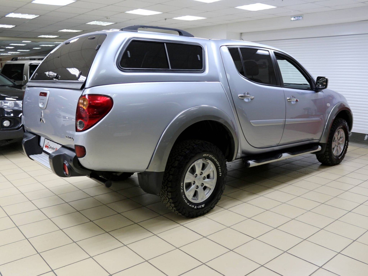 Mitsubishi L200