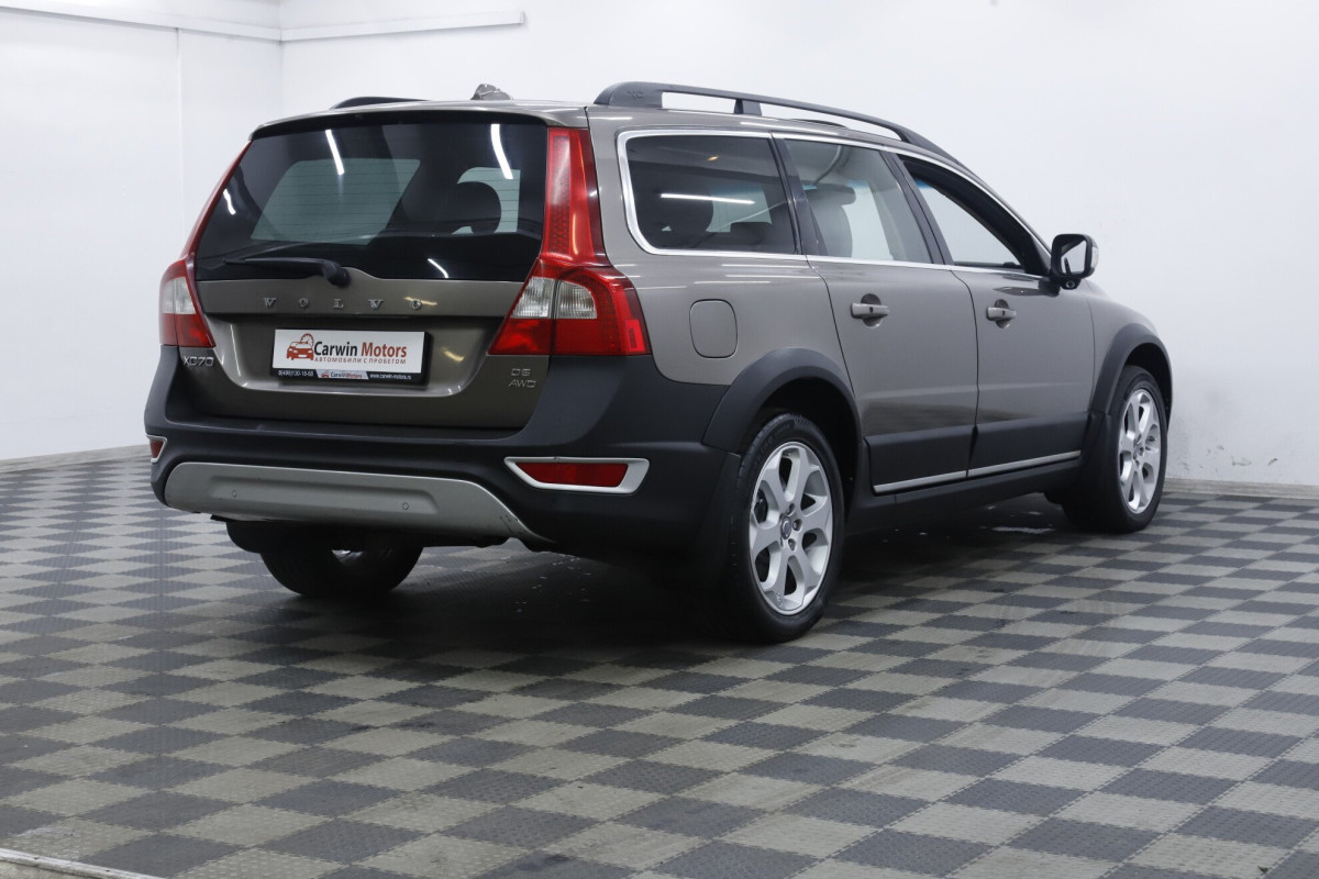 Volvo XC70