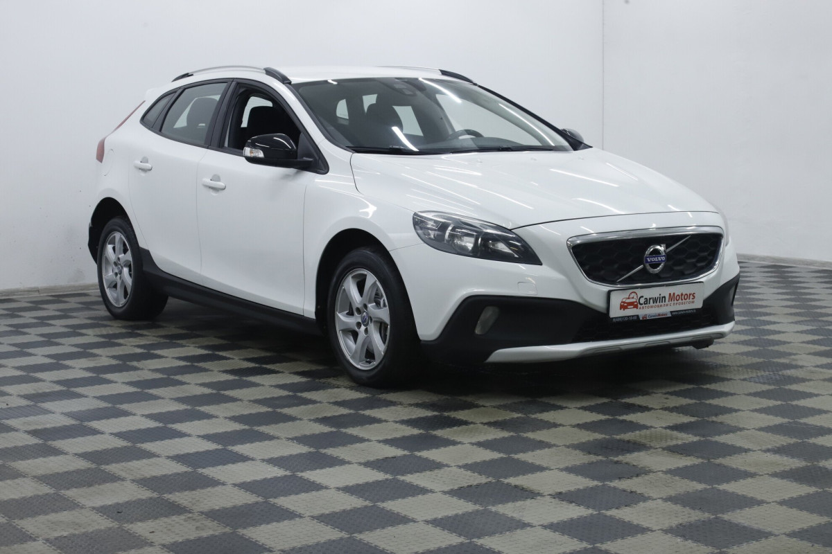 Volvo V40