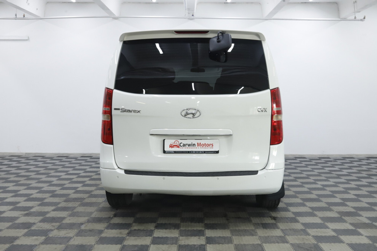 Hyundai Grand Starex