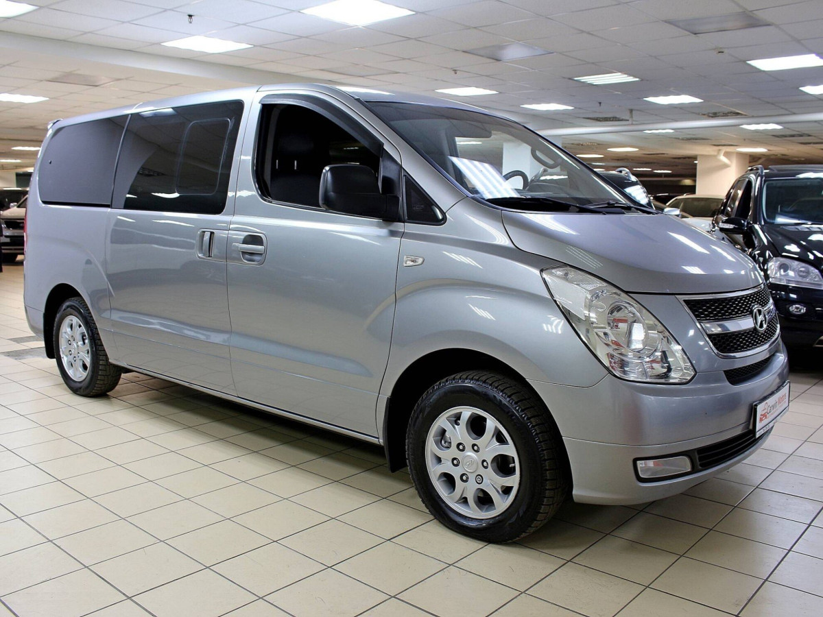 Hyundai Grand Starex