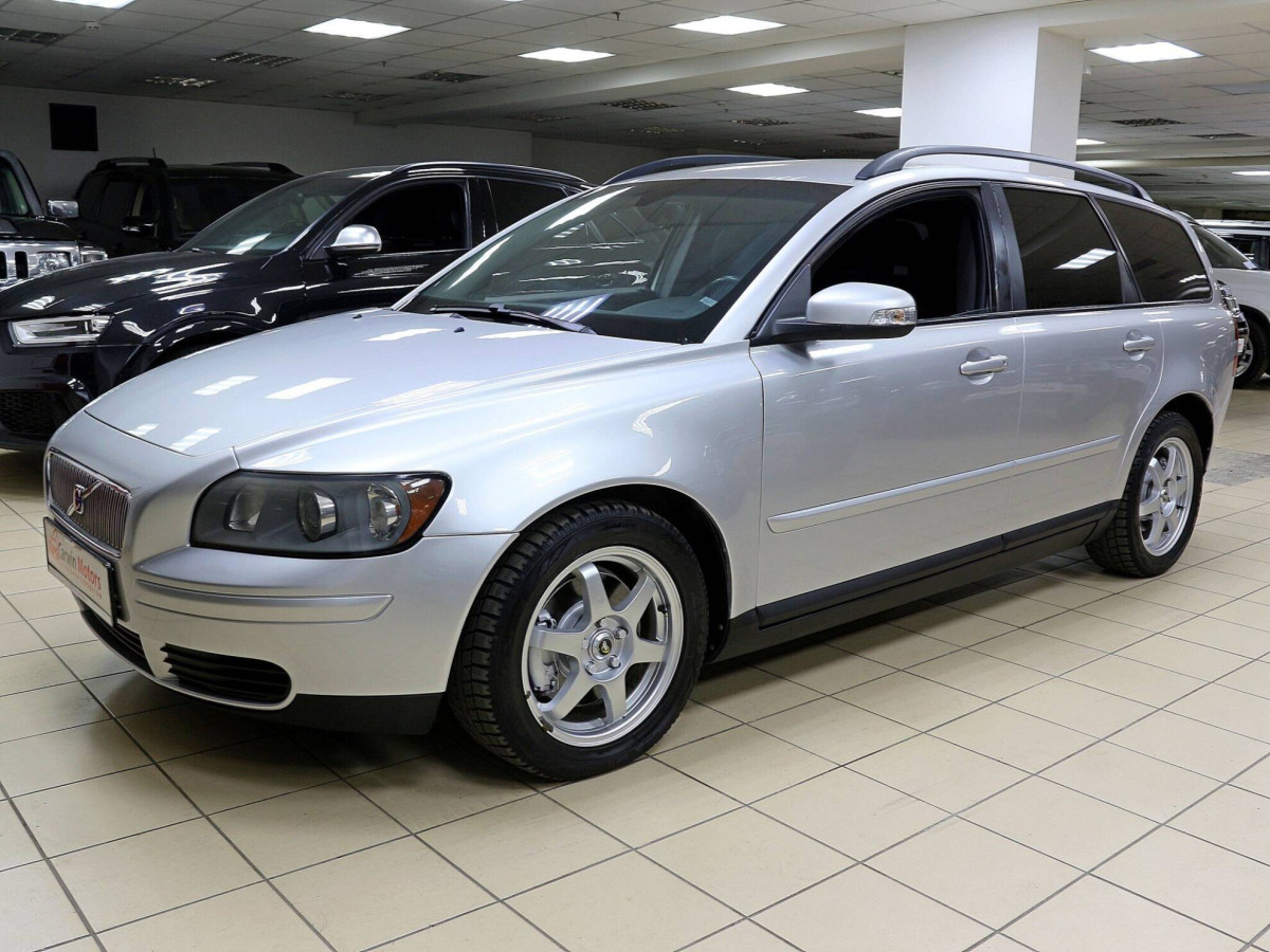 Volvo V50