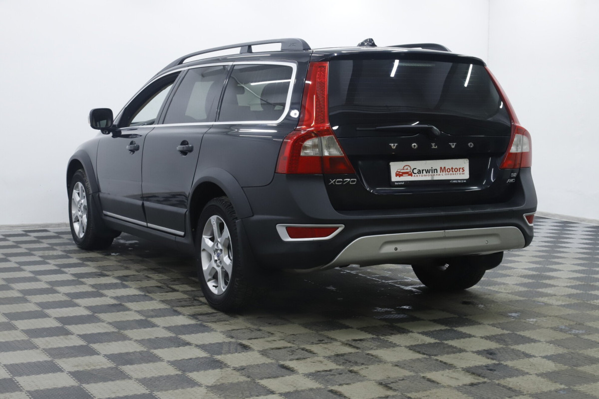 Volvo XC70