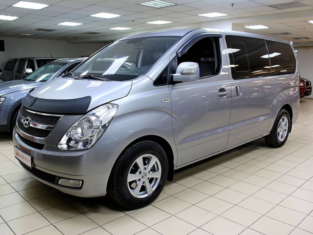 Hyundai Grand Starex