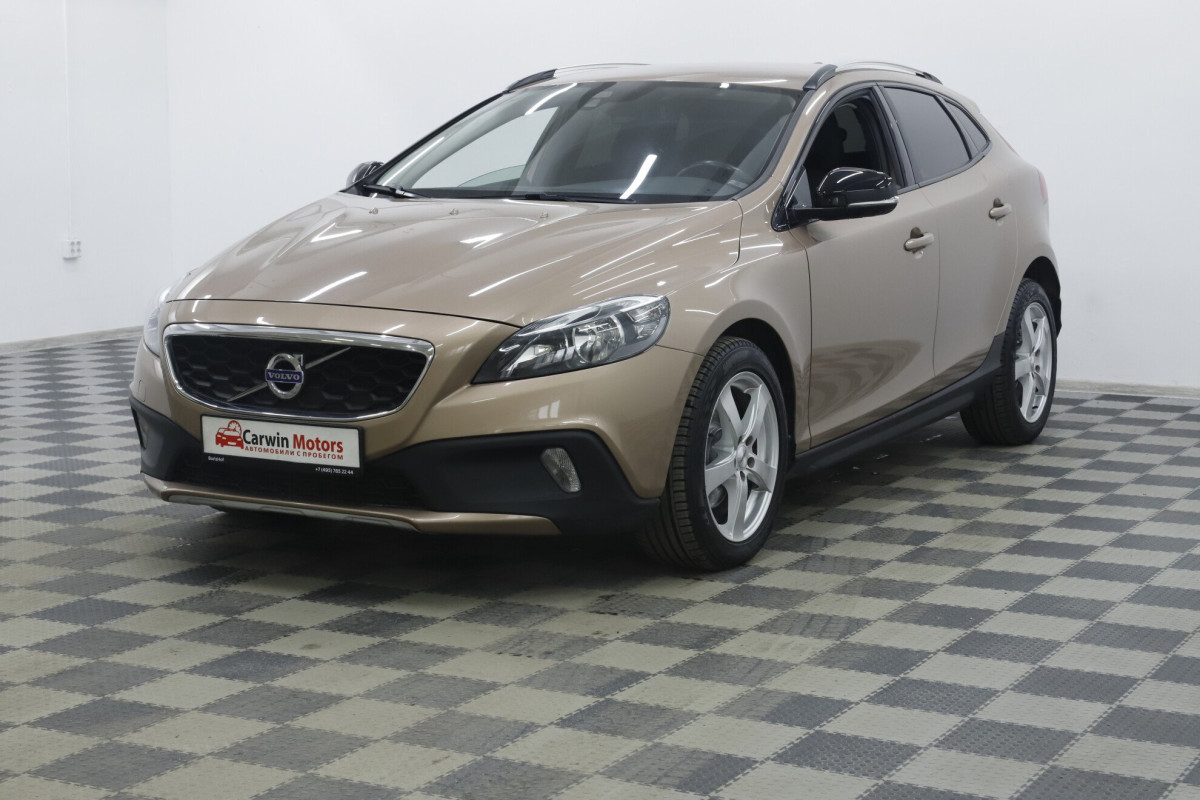 Volvo V40