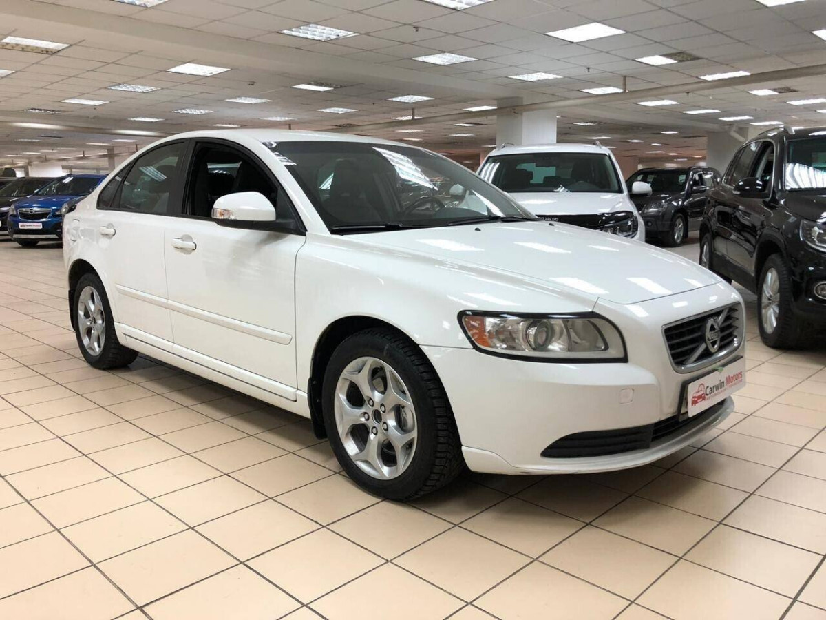 Volvo S40