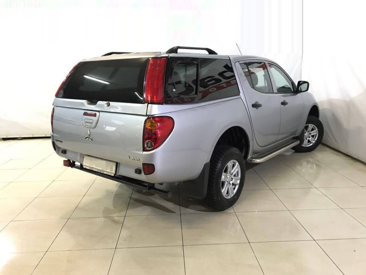 Mitsubishi L200