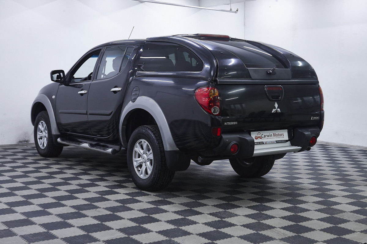 Mitsubishi L200