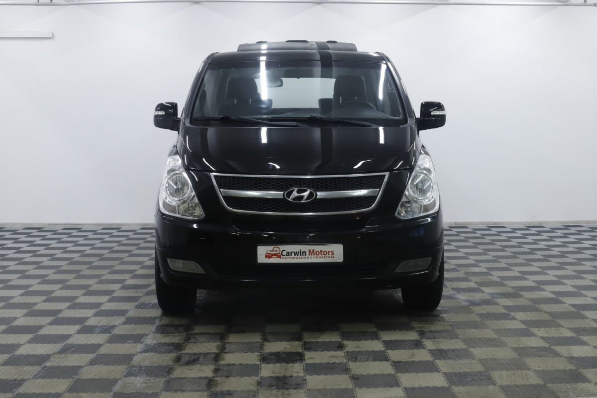 Hyundai Grand Starex