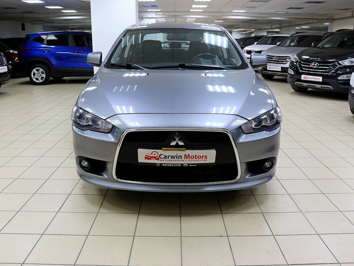 Mitsubishi Lancer