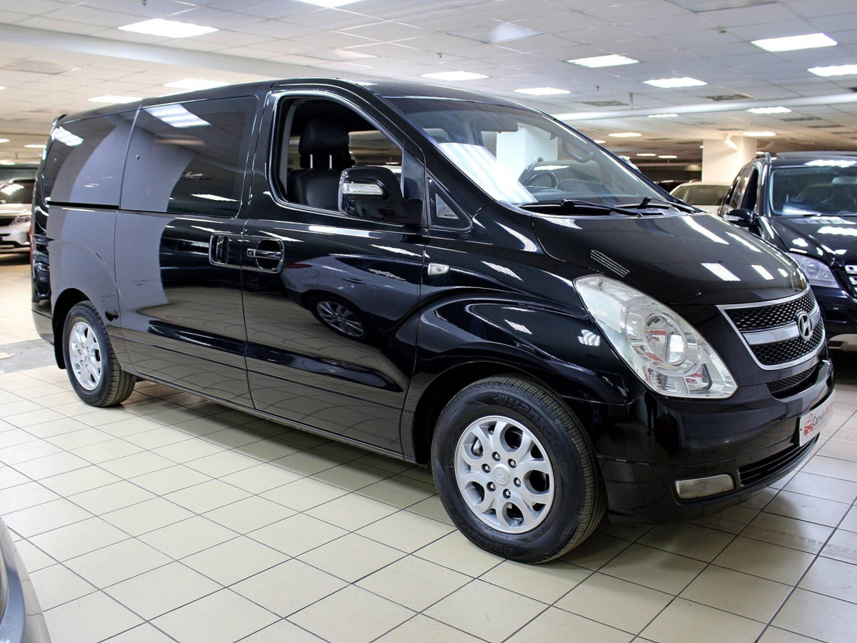 Hyundai Grand Starex