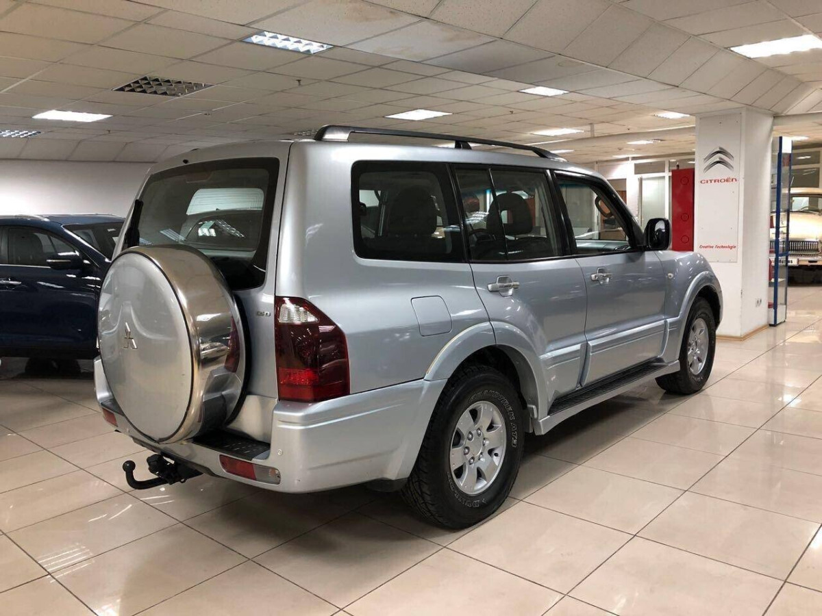 Mitsubishi Pajero