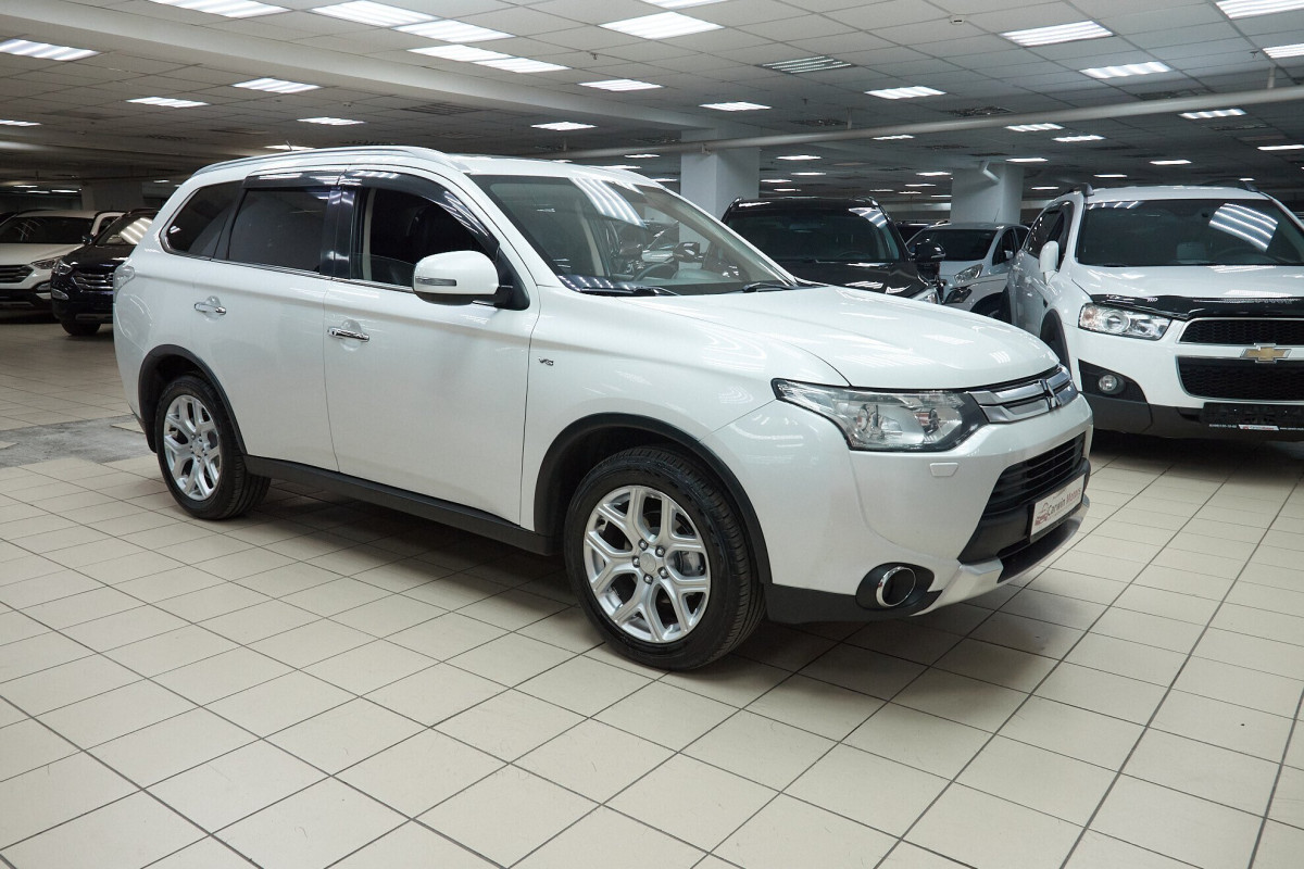 Mitsubishi Outlander