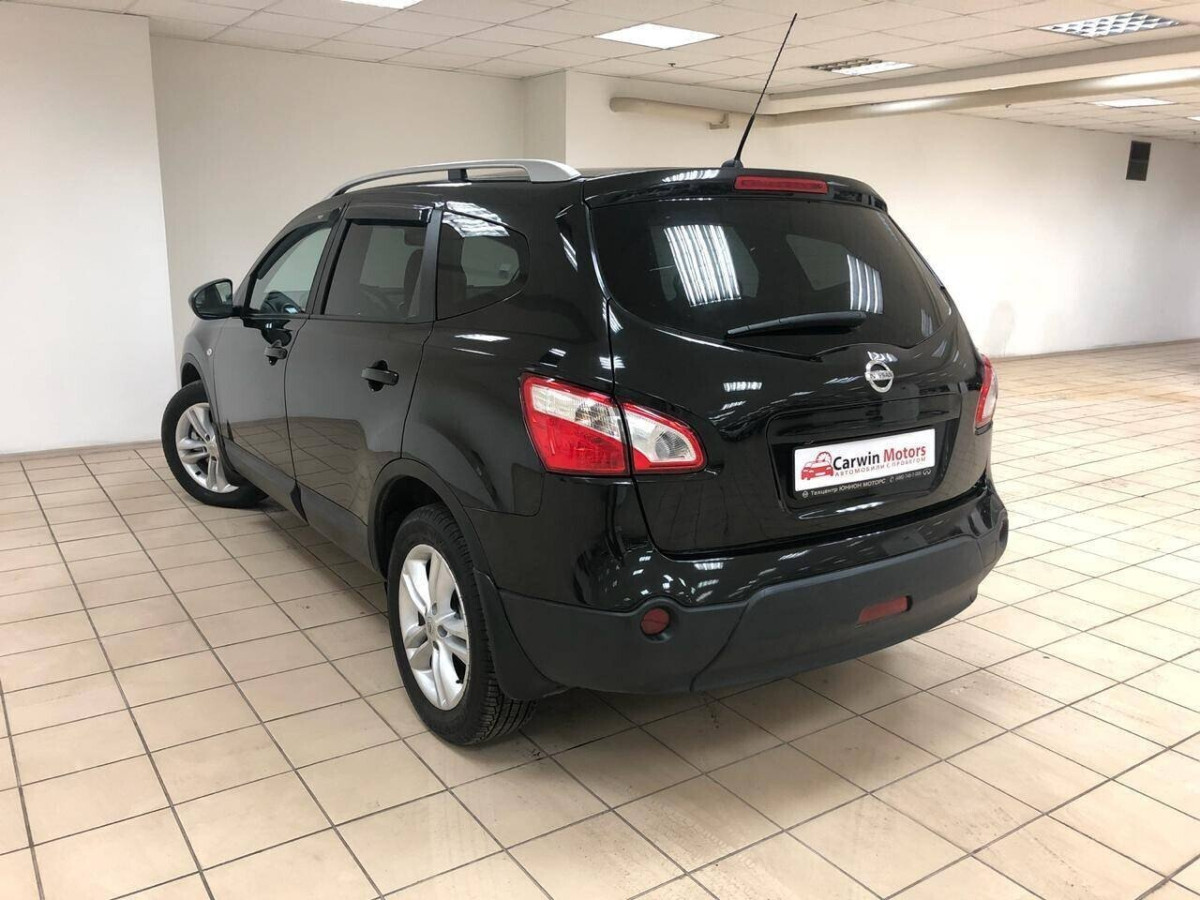 Nissan Qashqai+2