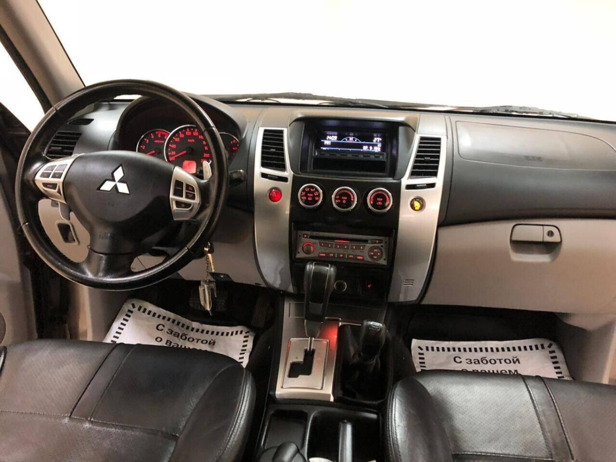 Mitsubishi Pajero Sport