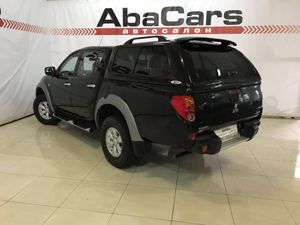 Mitsubishi L200