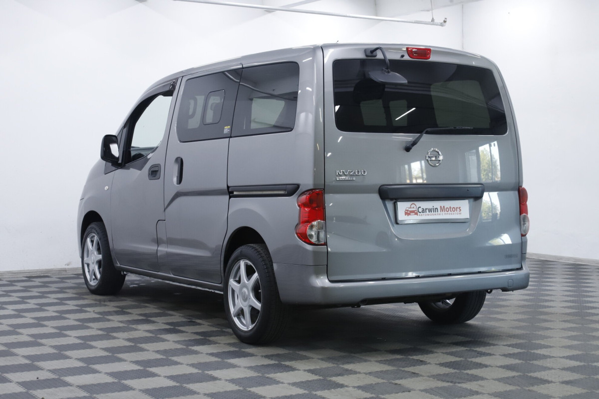 Nissan NV200