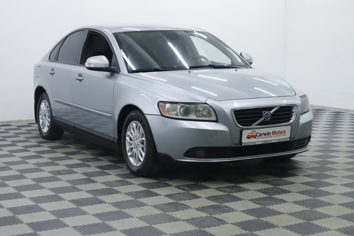 Volvo S40