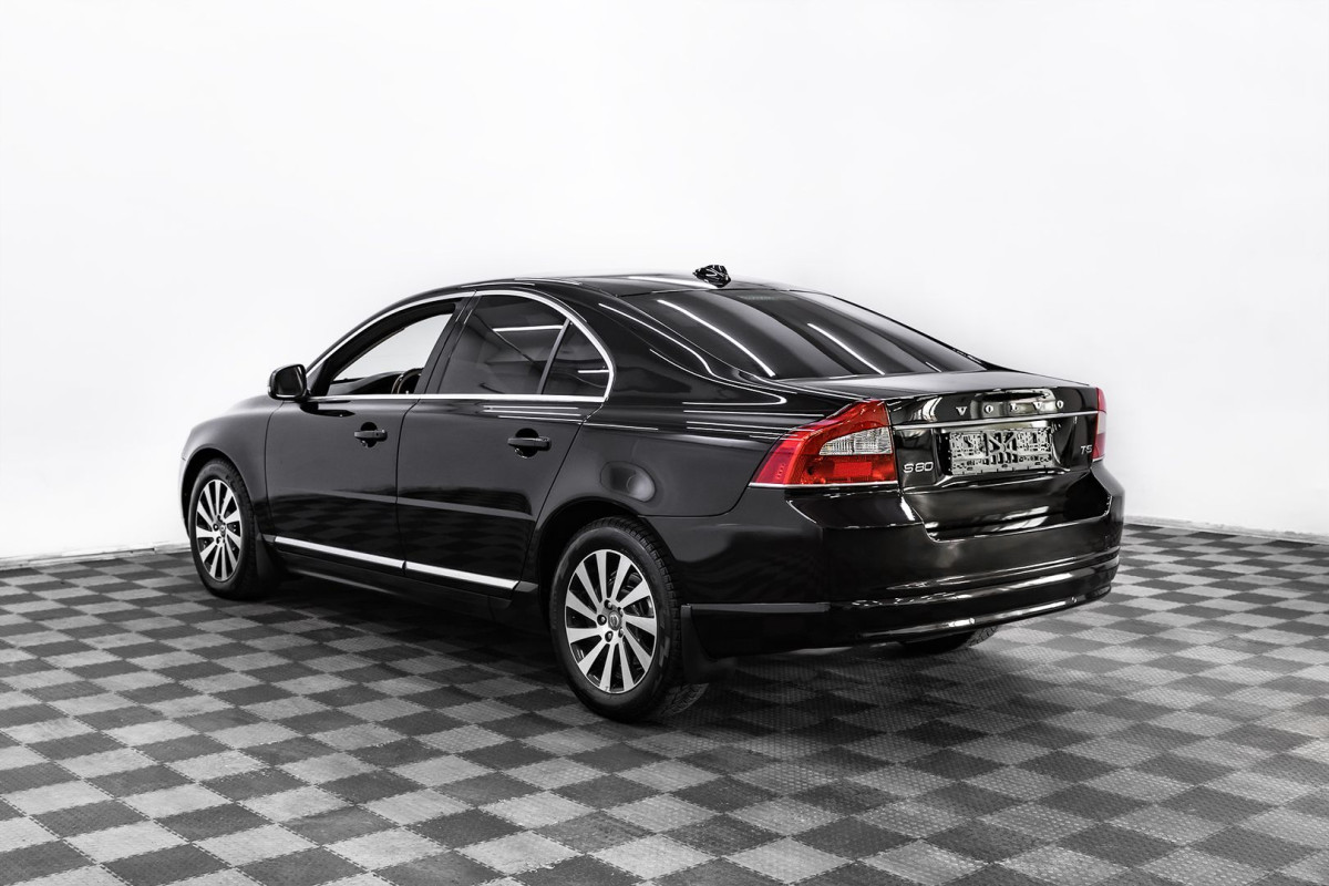 Volvo S80