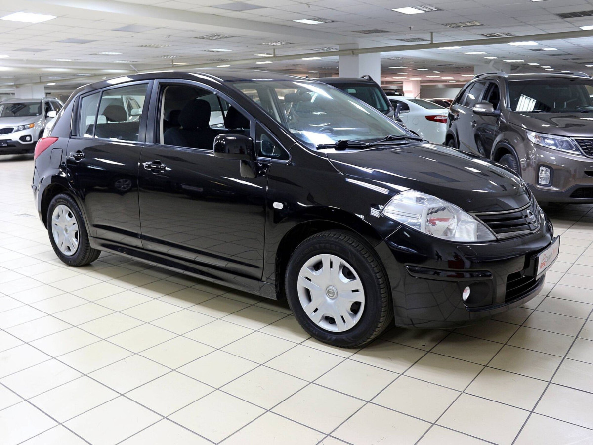 Nissan Tiida