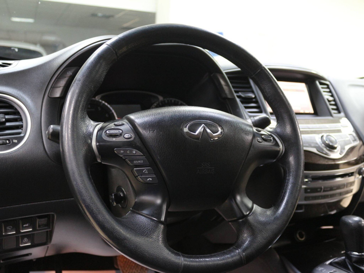 Infiniti JX