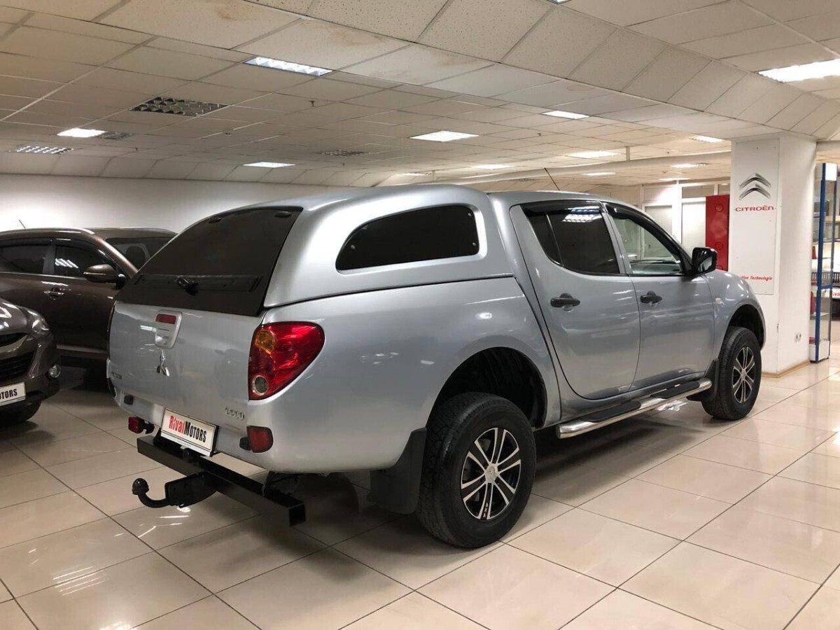 Mitsubishi L200