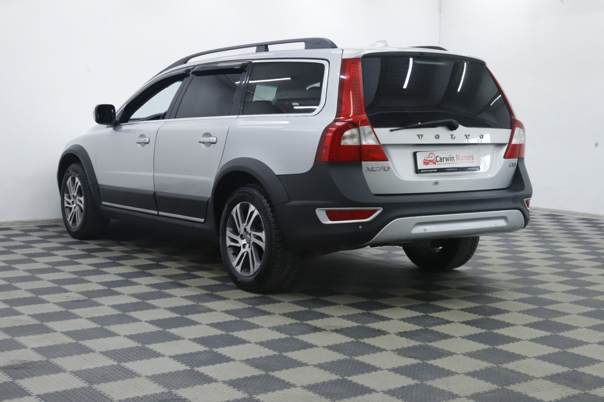 Volvo XC70