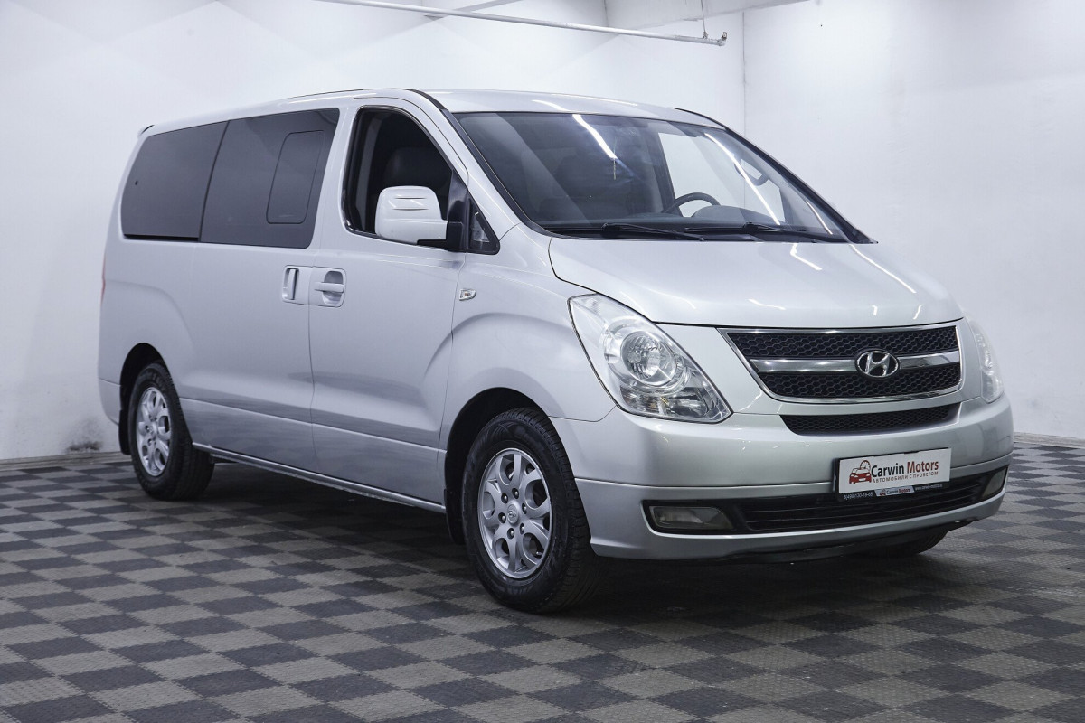 Hyundai Grand Starex