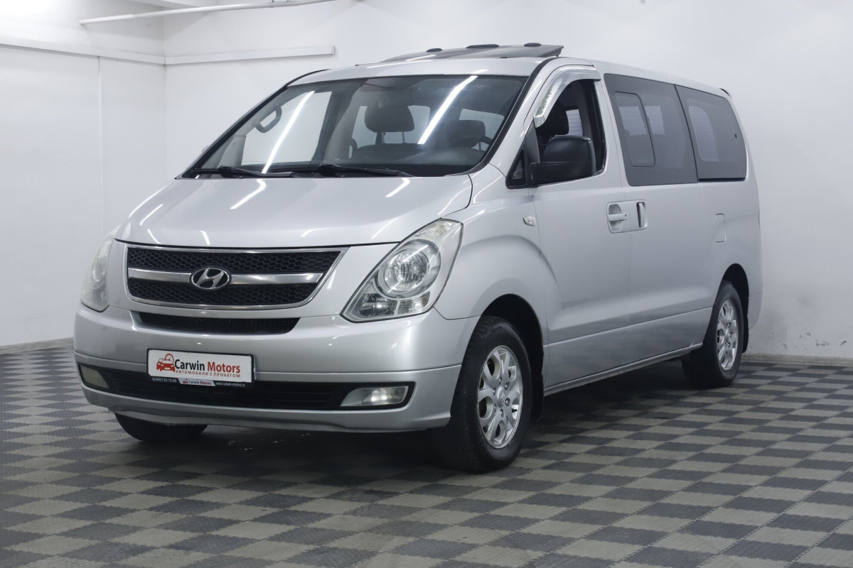 Hyundai Grand Starex