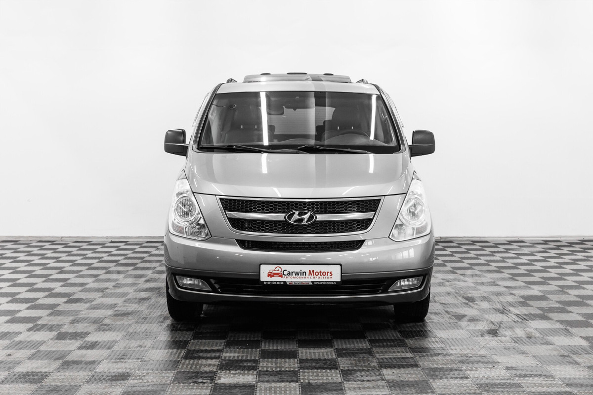 Hyundai Grand Starex