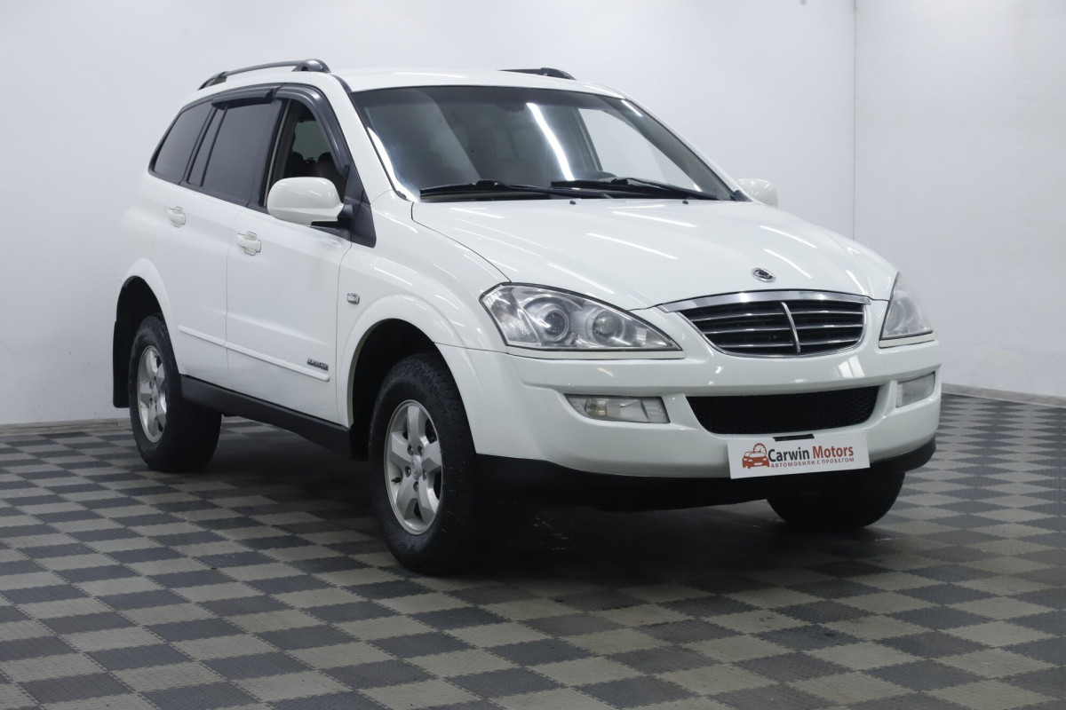 SSANGYONG Kyron Р±РµР»С‹Р№