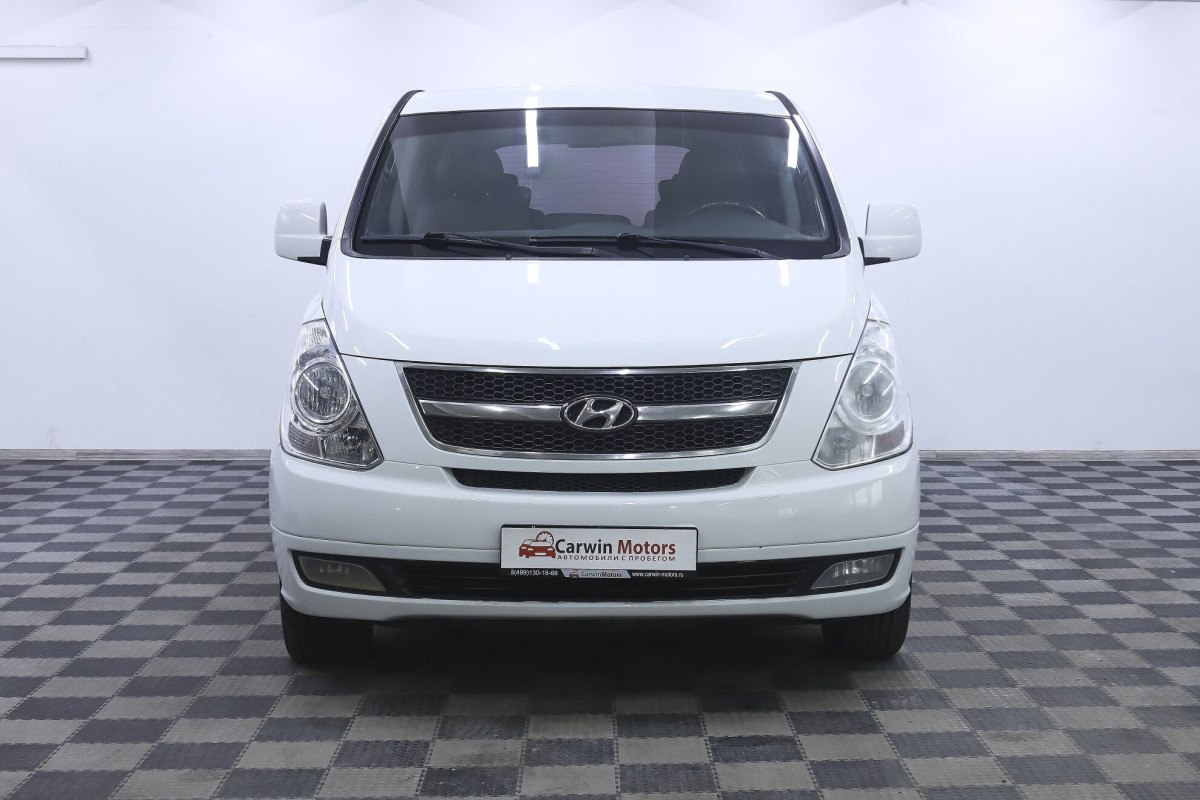 Hyundai Grand Starex