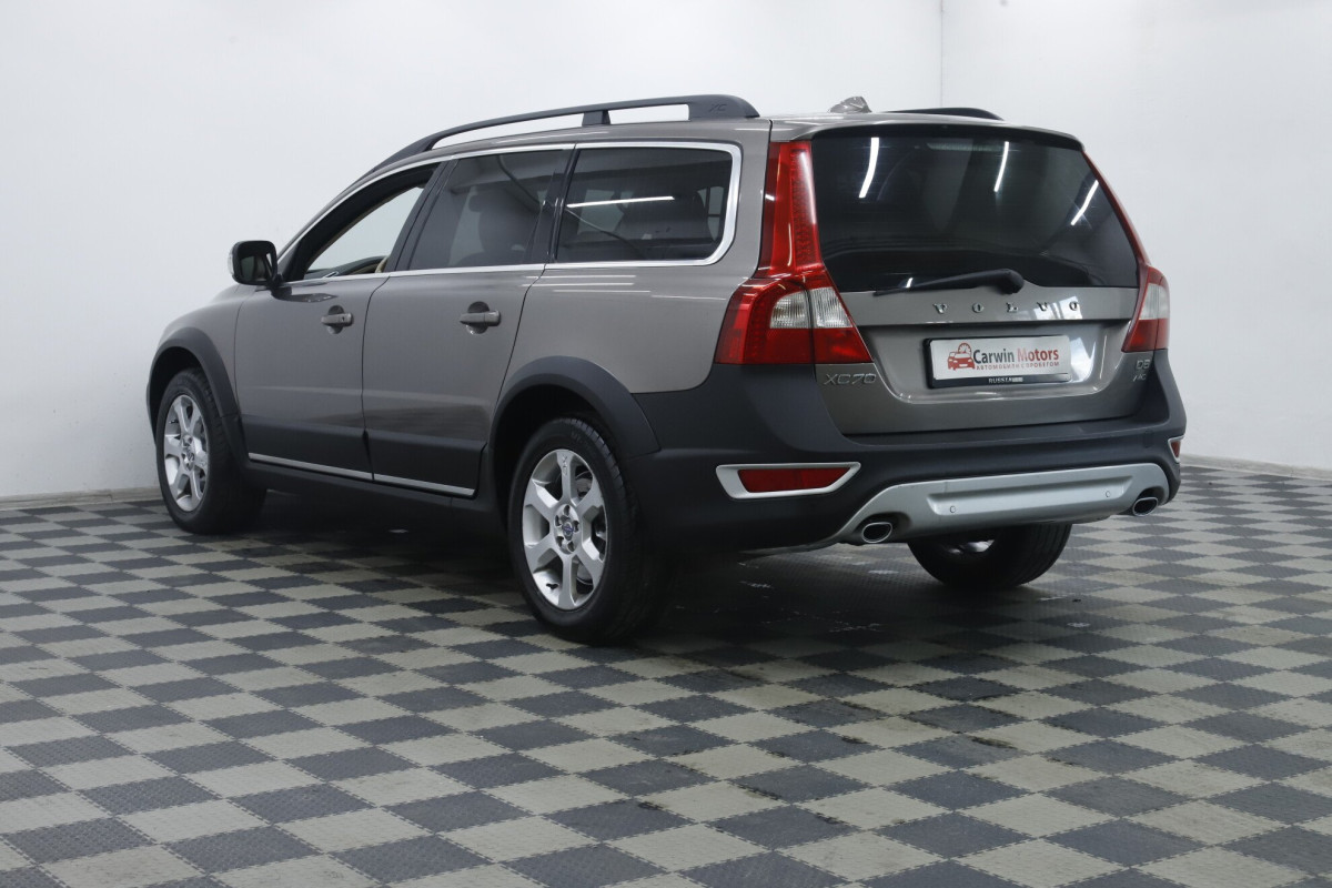 Volvo XC70