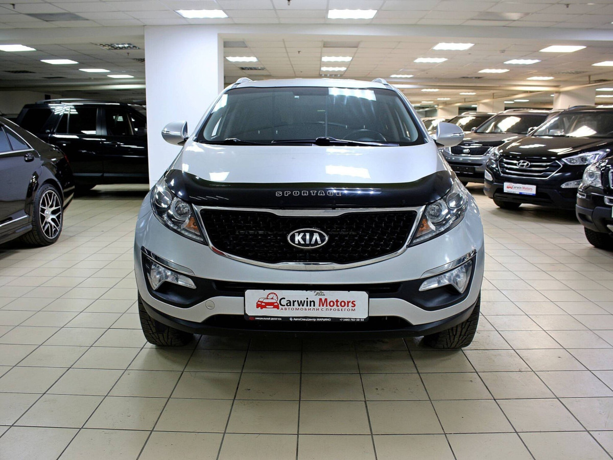 Kia Sportage III Рестайлинг серебристый