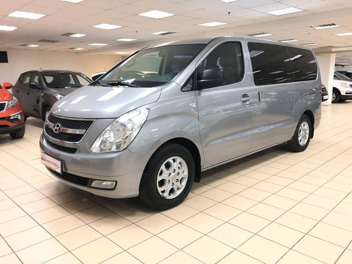 Hyundai Grand Starex