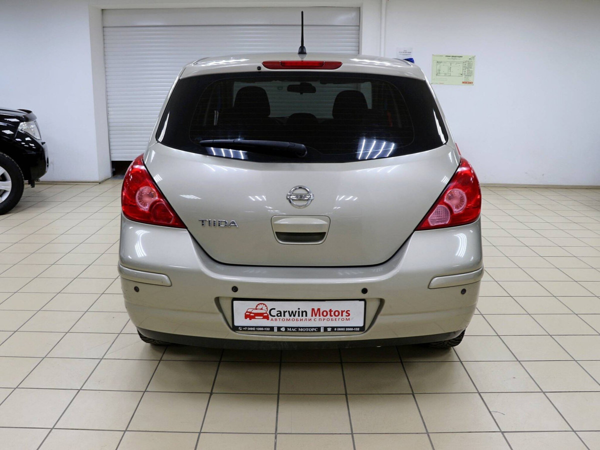 Nissan Tiida