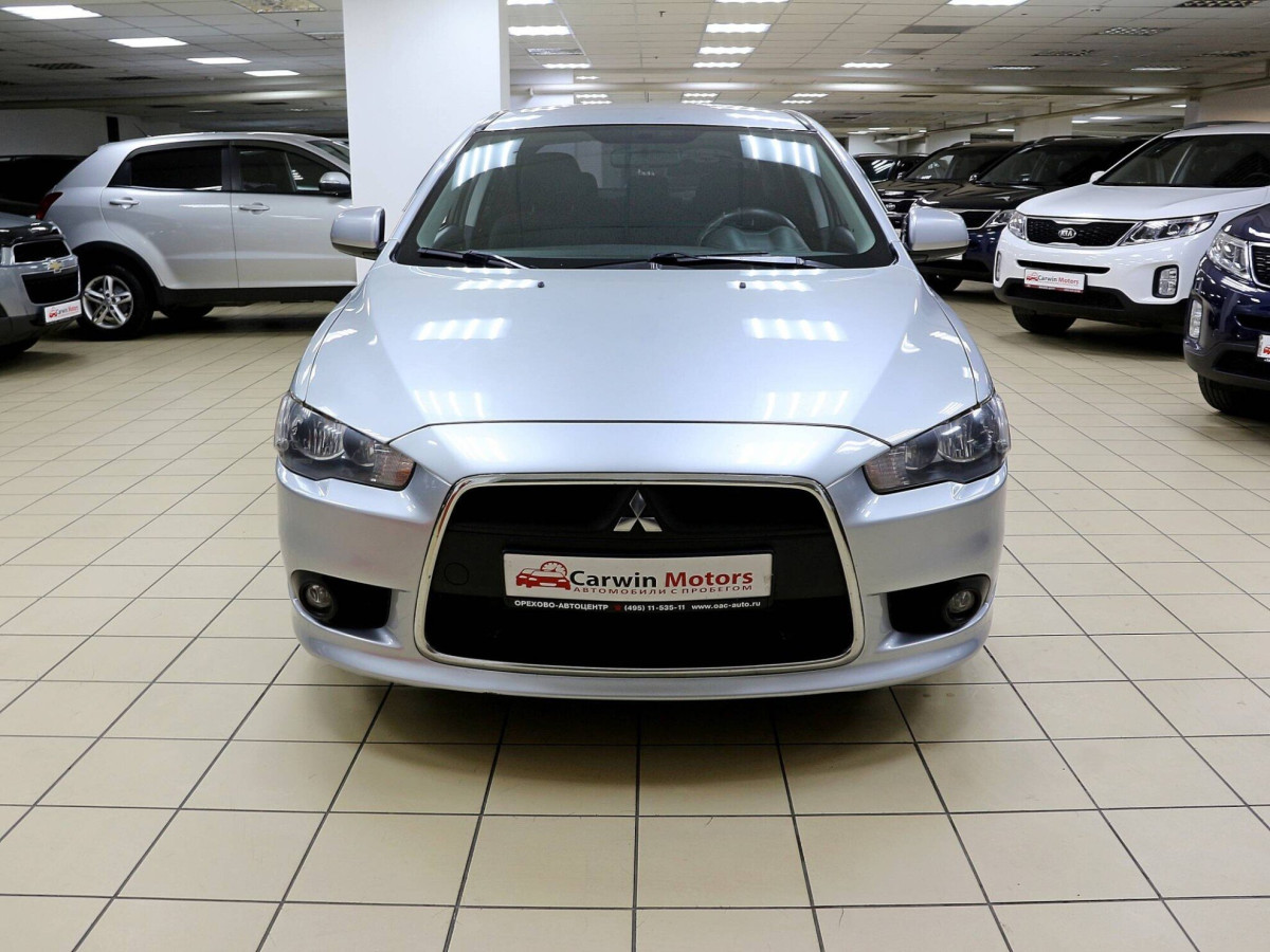 Mitsubishi Lancer