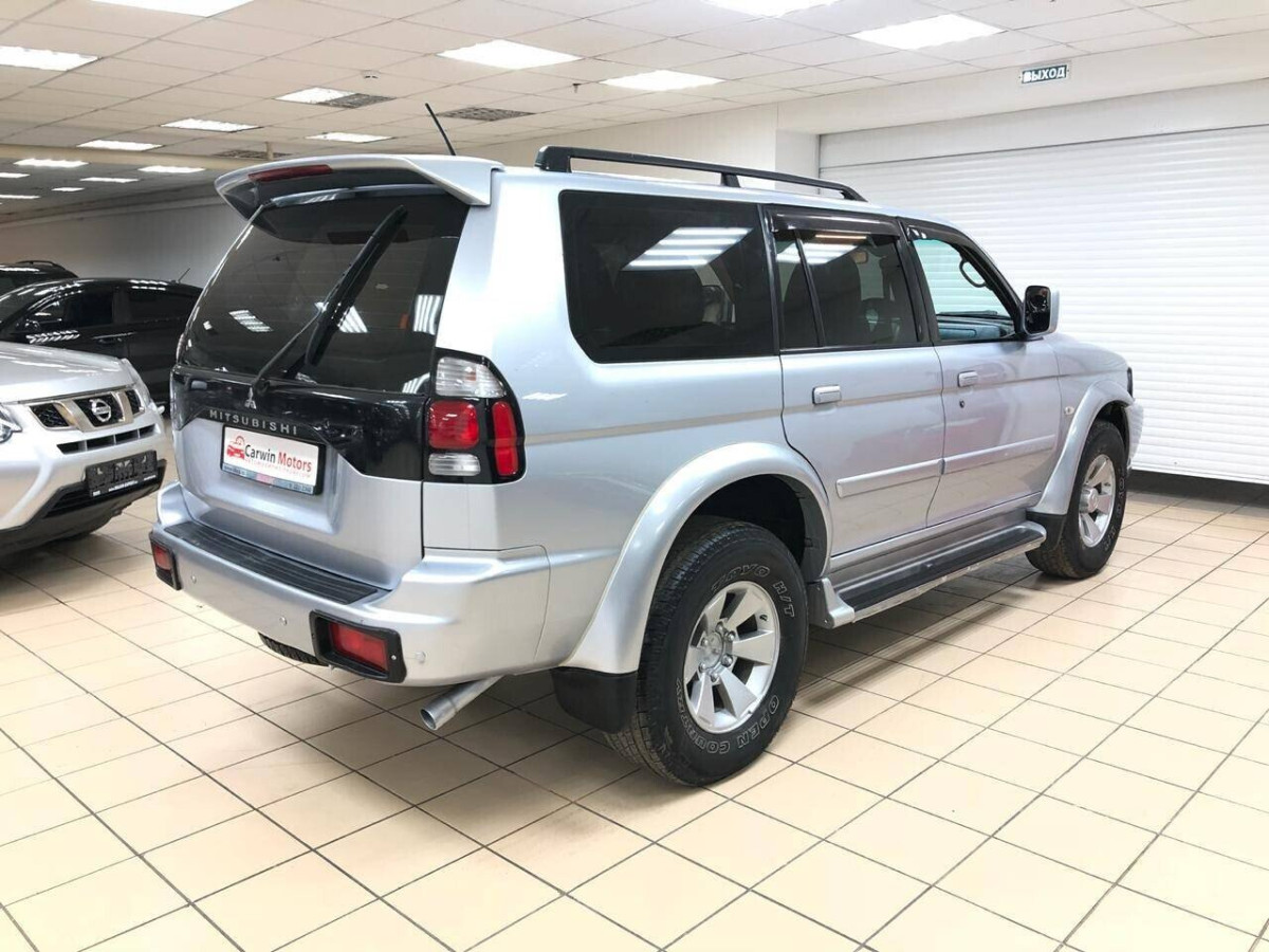 Mitsubishi Pajero Sport