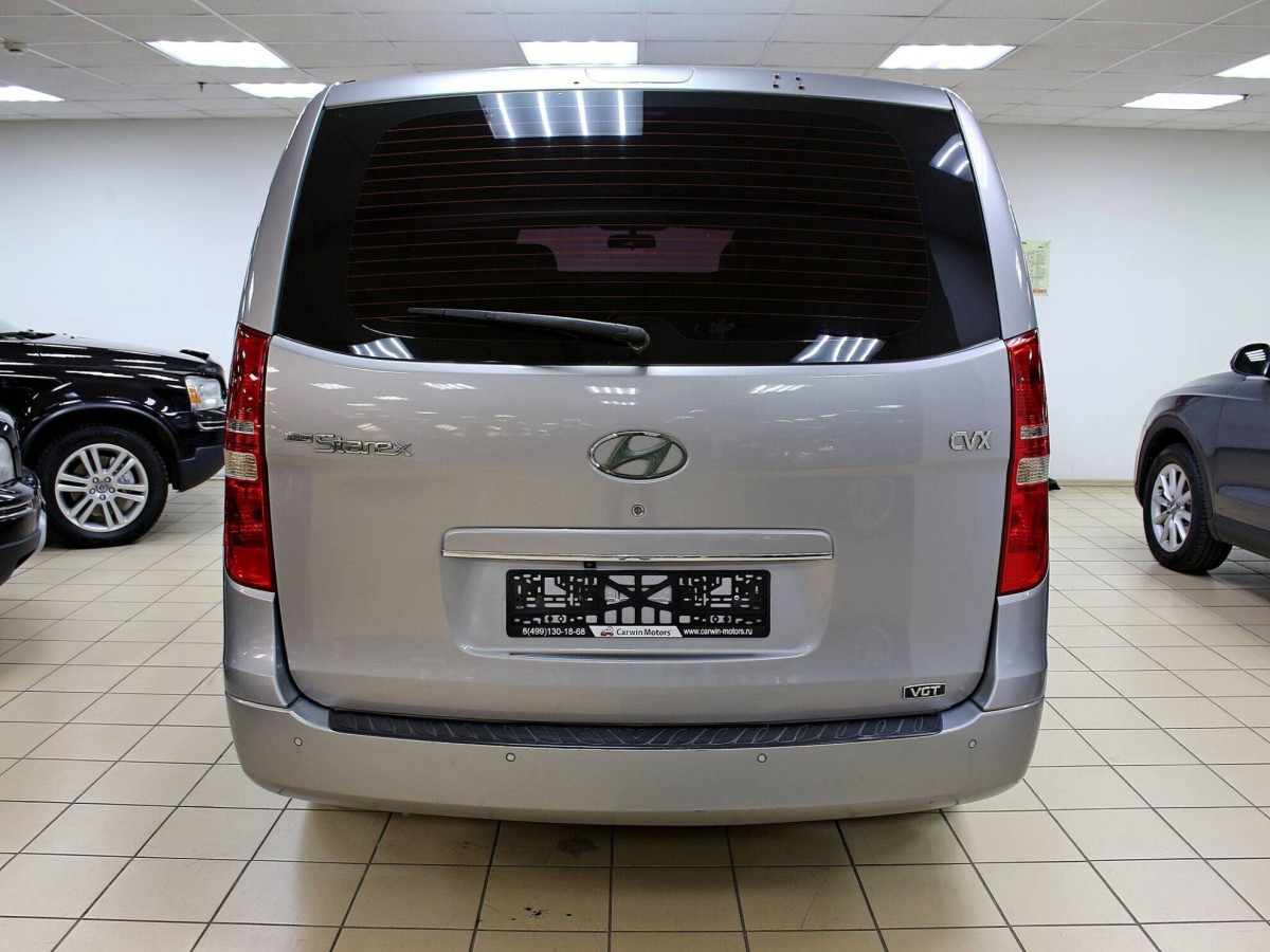 Hyundai Grand Starex