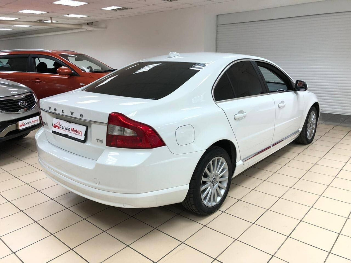 Volvo S80