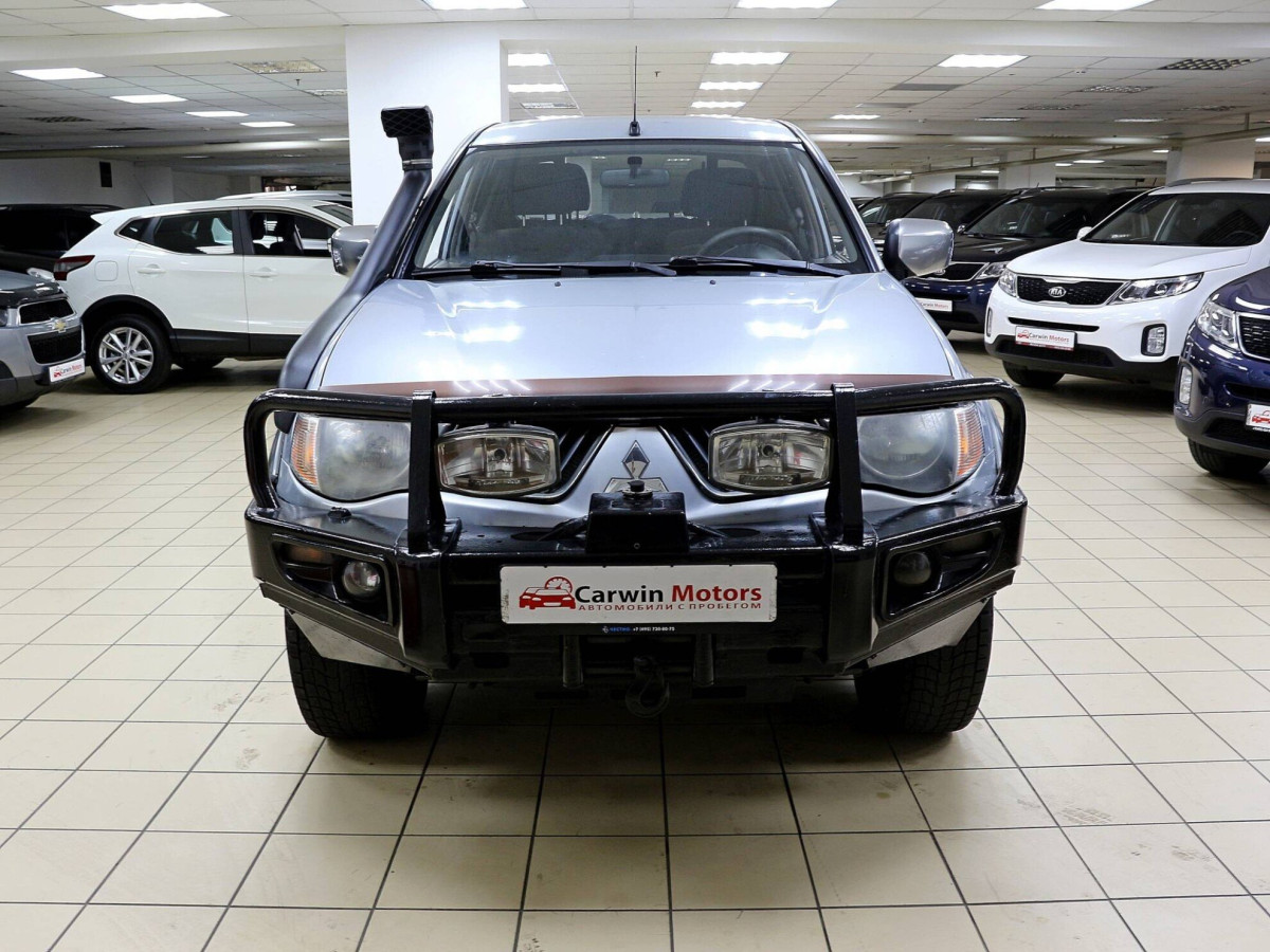 Mitsubishi L200