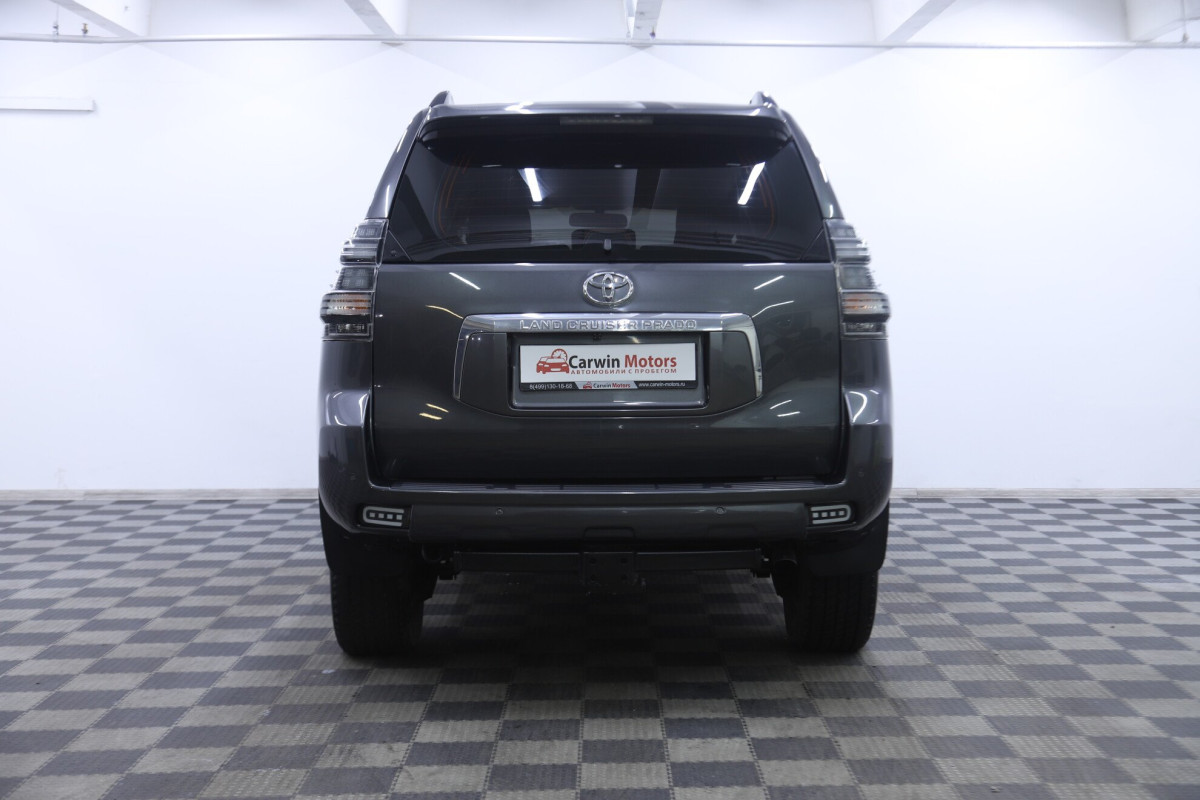 Toyota Land Cruiser Prado