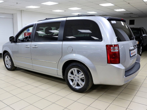 Dodge Caravan