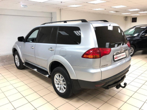 Mitsubishi Pajero Sport