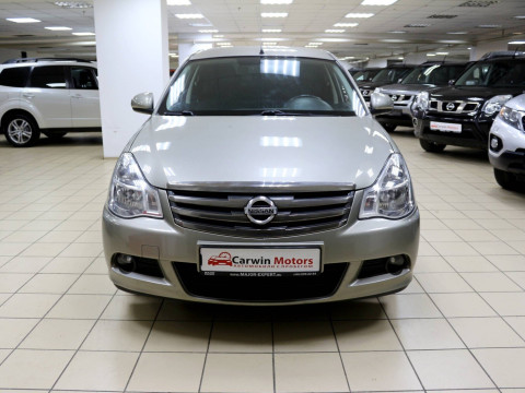 Nissan Almera